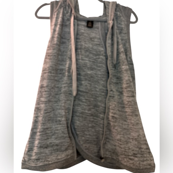 ACTIVE LIFE sleeveless sweatshirt, full zip, wrapped in back. Gray, Large, hood - Picture 5 of 9